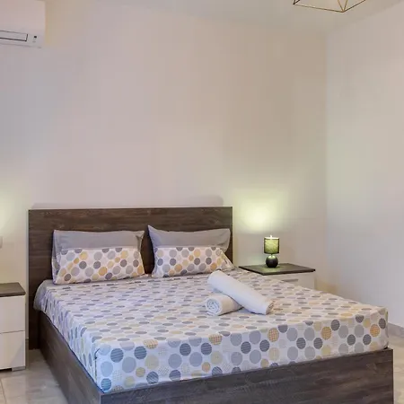 Stunning 1br With Spacious Private Terrace By 360 Estates * Marsaskala