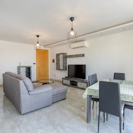 Stunning 1br With Spacious Private Terrace By 360 Estates Lägenhet *