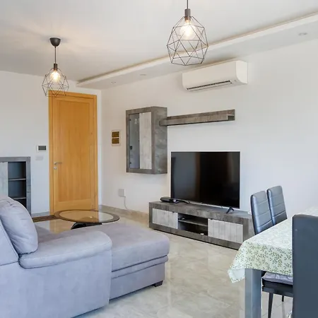 Stunning 1br With Spacious Private Terrace By 360 Estates Lägenhet